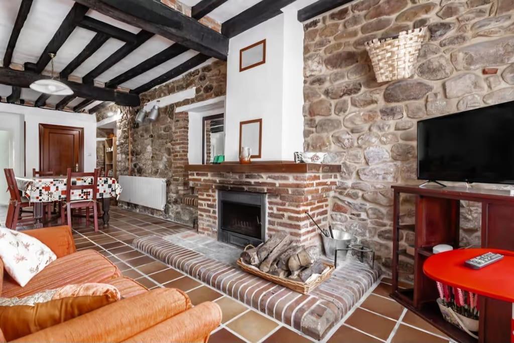 La Jomeruca ,Espaciosa Casa Rural Cerca De Playa Y Montana Carranceja Εξωτερικό φωτογραφία